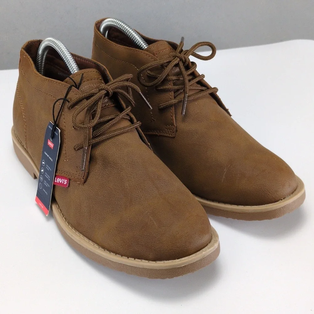 Levi's Sonoma Chukka Boots Mens 8 Brown NWT Faux Nubuck 518815DKTN